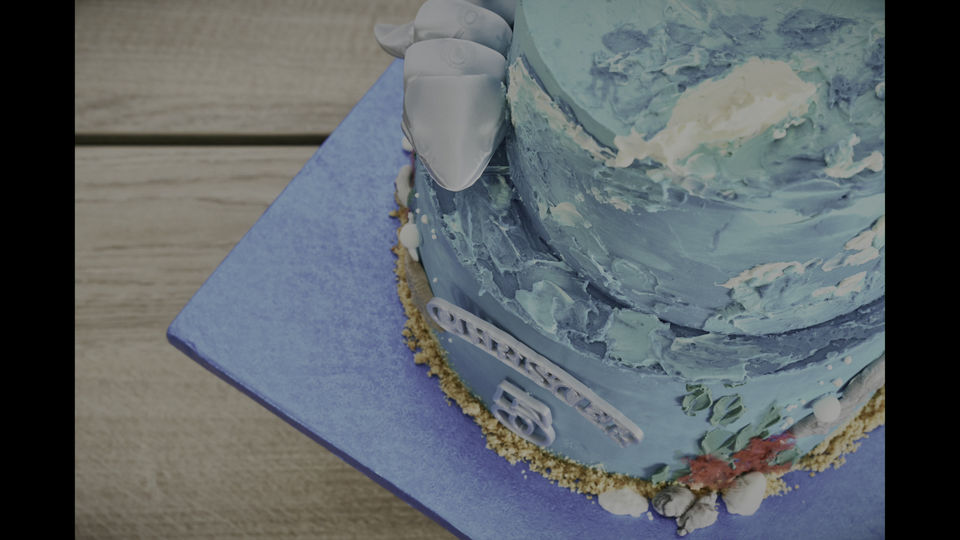 2024-03-22 -Strawberry Cream Cake with vanilla Pastry Cream - 16 bit - Great White shark - Gawa - 4k